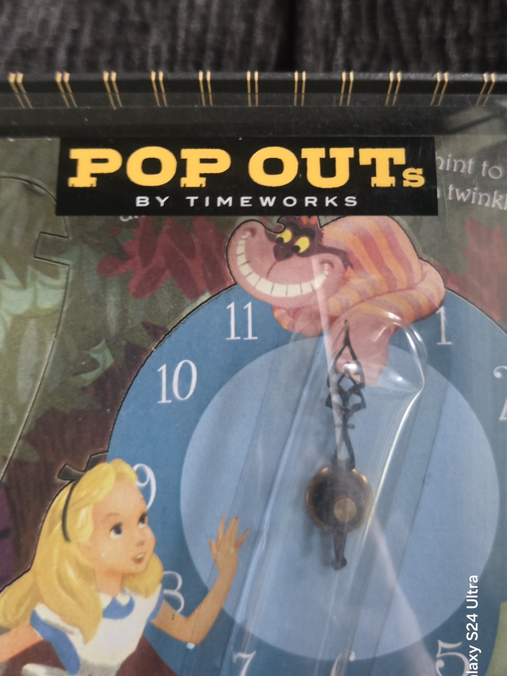 Disney Alice in Wonderland Blue Clock Pop-Out Party Decoration